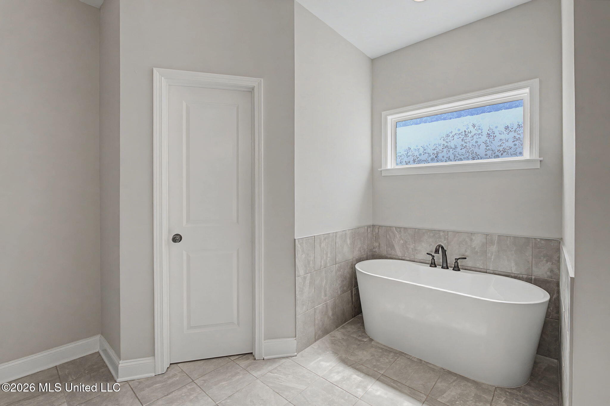 5175 Watson Vw Drive Nesbit, MS 38651 - Photo 18 of 33 19-web-or-mls-5175 Watson Vw Dr-18