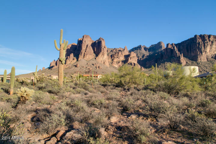 3602 North La Barge Road, Unit 2 Apache Junction, AZ 85119 - Photo 3 of 6 3