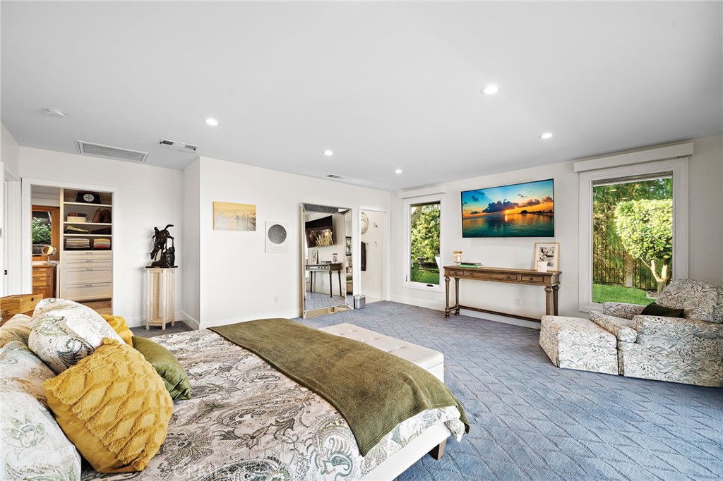 17879 Ridgeway Road Granada Hills, CA 91344 - Photo 26 of 75 Gallery Image 26