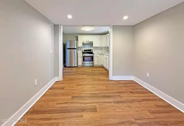 $1,300 | 129 East Albemarle Street, Unit A, Edenton, NC 27932