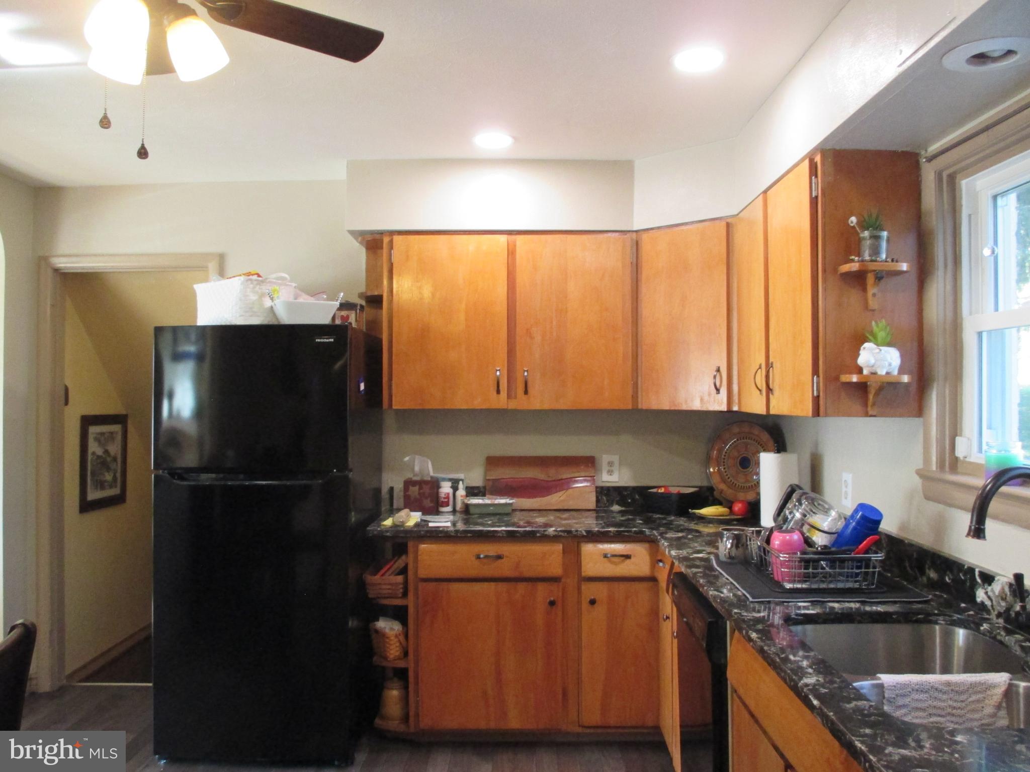 21 Gateway Road York, PA 17403 - Photo 12 of 21 Gallery Image 12