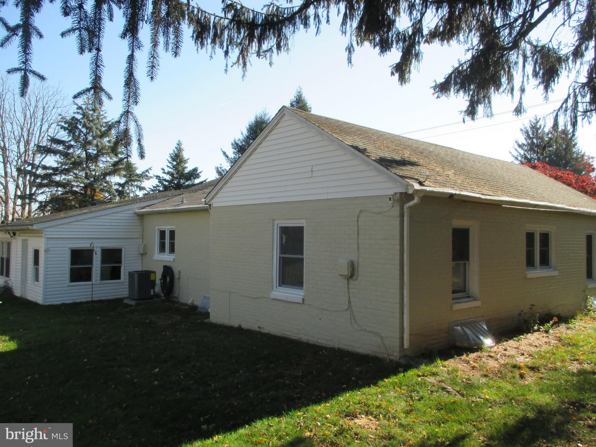 21 Gateway Road York, PA 17403 - Photo 5 of 21 Gallery Image 5