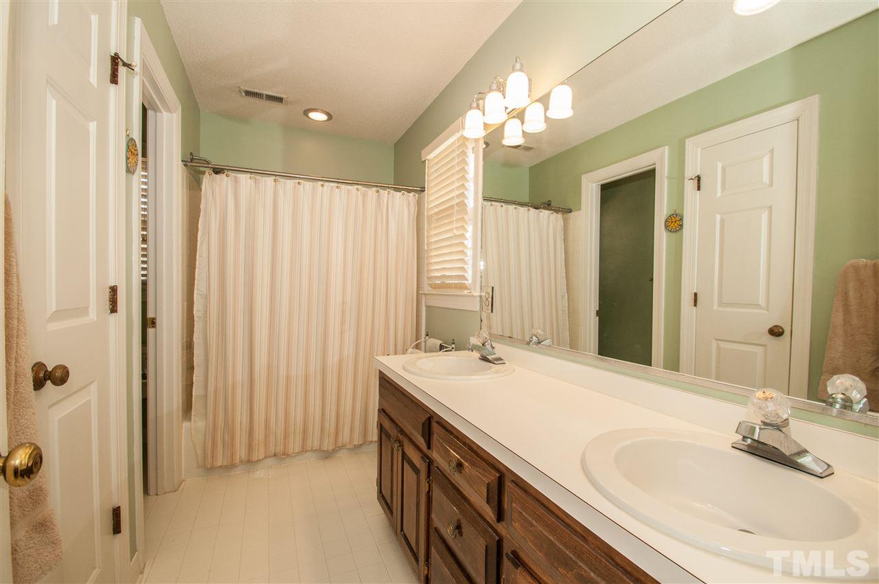 2265 Brisbayne Circle Raleigh, NC 27615 - Photo 14 of 23 Gallery Image 14