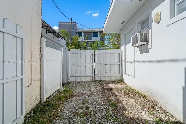 $899,900 | 177 Northeast 47th Street, Miami, FL 33137