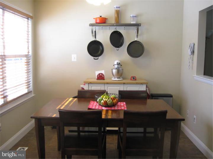 34 School Road Horsham, PA 19044 - Photo 4 of 15 Kitchen