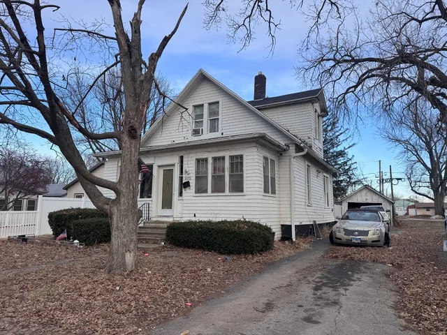 $40,000 | 405 South Sterling Street, Streator, IL 61364