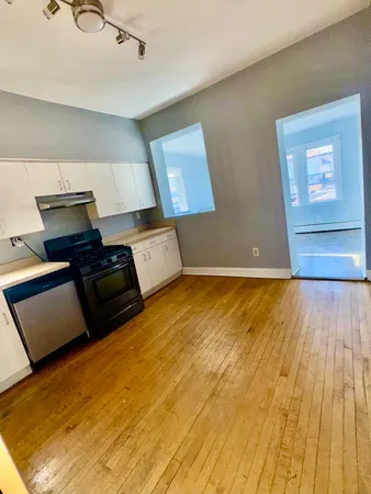 $550,000 | 511 North Taylor Avenue, Oak Park, IL 60302