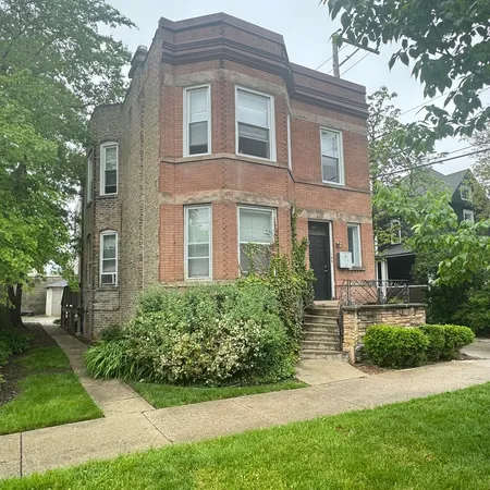 $550,000 | 511 North Taylor Avenue, Oak Park, IL 60302