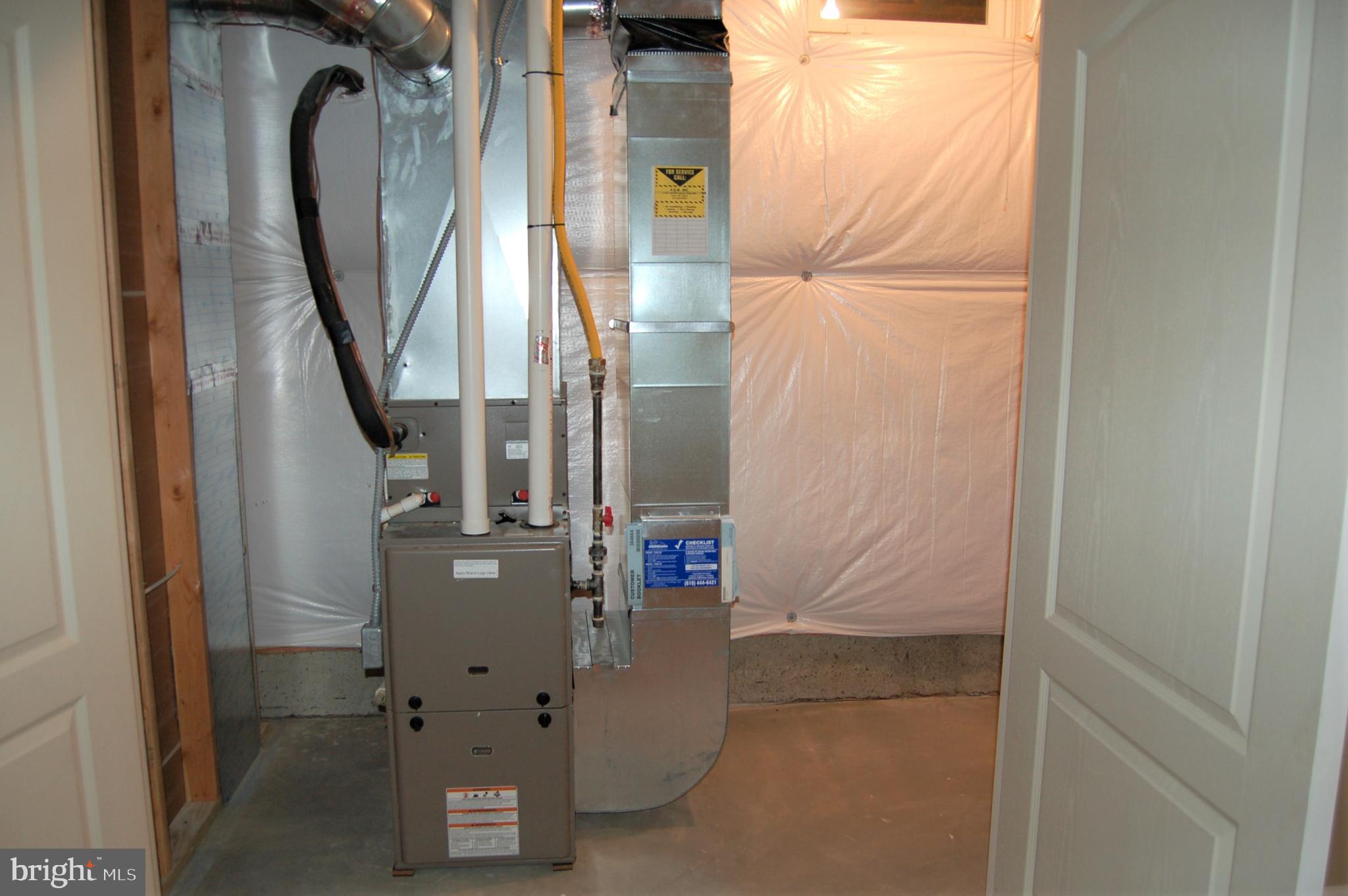 164 Davish Road Coatesville, PA 19320 - Photo 35 of 80 High-efficiency natural gas furnace