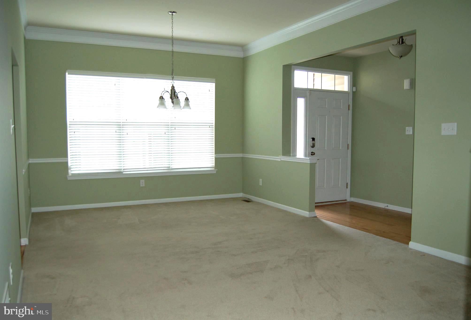 164 Davish Road Coatesville, PA 19320 - Photo 7 of 80 Sunfilled living/dining room combo