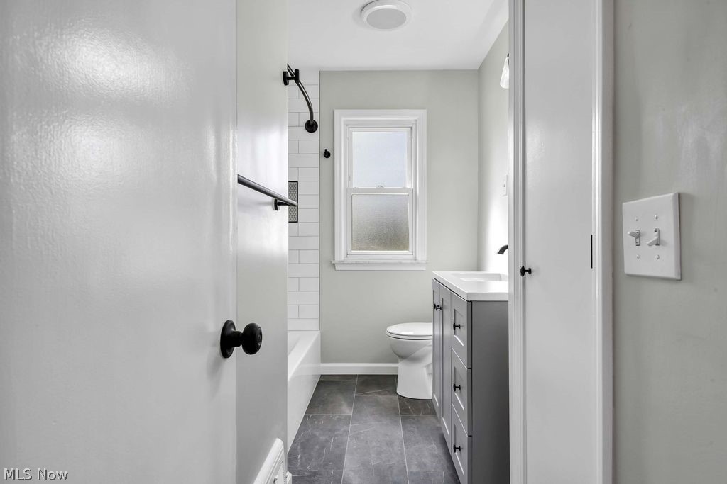 5012 South Barton Road Cleveland, OH 44124 - Photo 19 of 26 Gallery Image 19