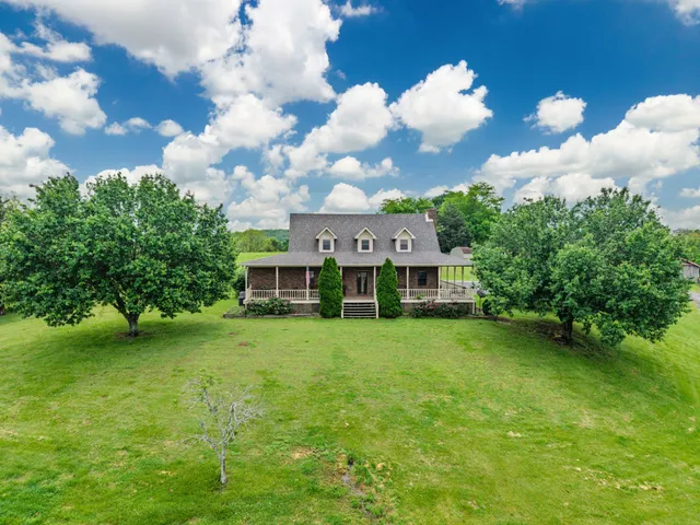 $1,275,000 | 2370 Pulaski Highway, Fayetteville, TN 37334