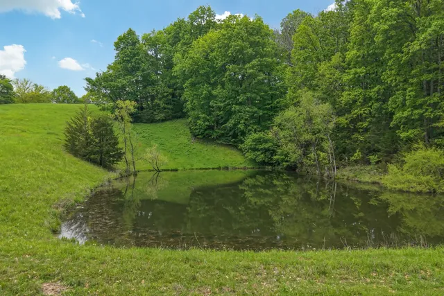 $1,275,000 | 2370 Pulaski Highway, Fayetteville, TN 37334