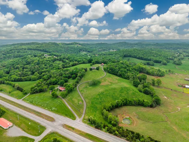 $1,275,000 | 2370 Pulaski Highway, Fayetteville, TN 37334