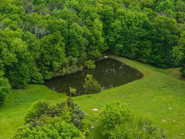 $1,275,000 | 2370 Pulaski Highway, Fayetteville, TN 37334