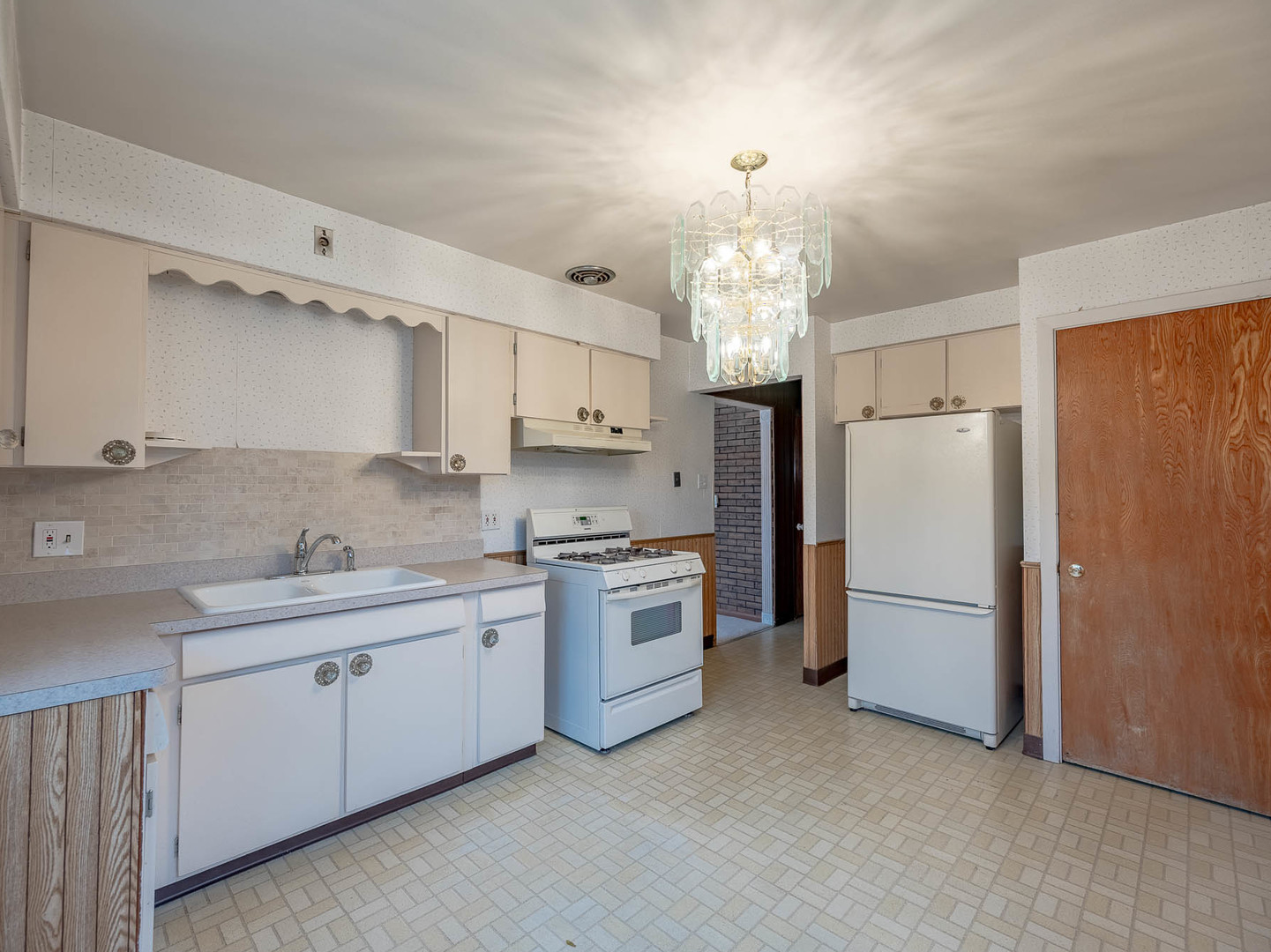 2012 North Taft Avenue Berkeley, IL 60163 - Photo 6 of 14