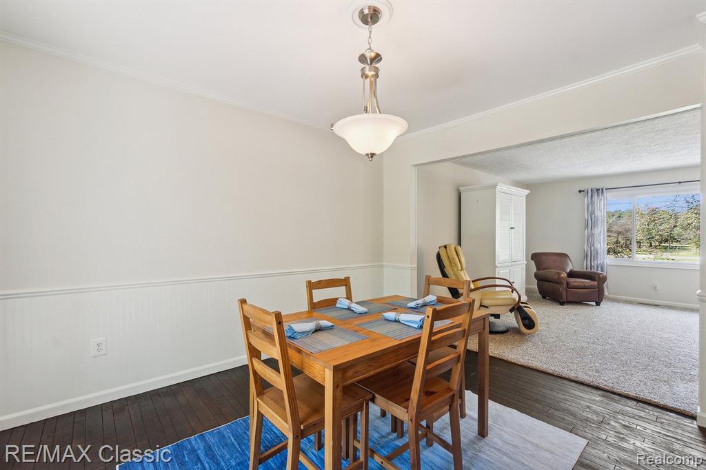 3340 North Hickory Ridge Road Highland, MI 48357 - Photo 8 of 44