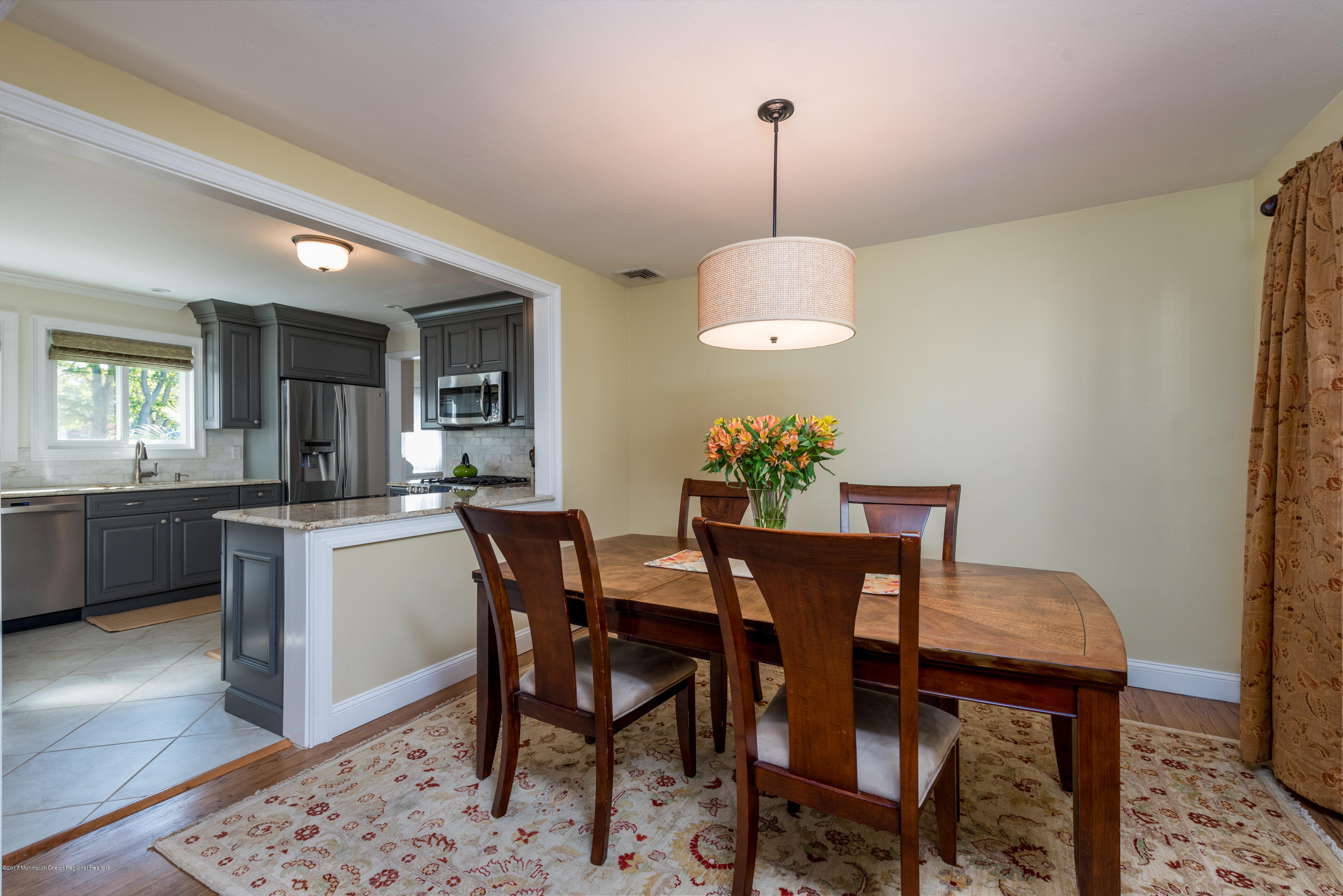 412 Avon Road Pine Beach, NJ 08741 - Photo 10 of 31 Dining room