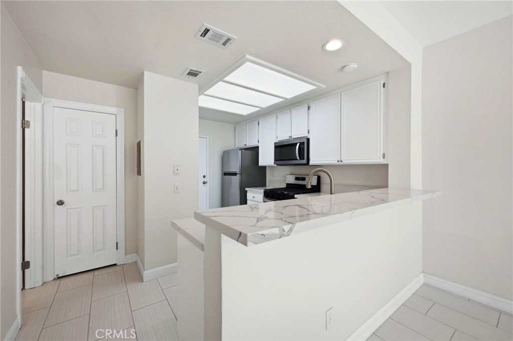 29525 Cara Way Temecula, CA 92591 - Photo 17 of 45