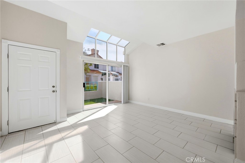29525 Cara Way Temecula, CA 92591 - Photo 10 of 45