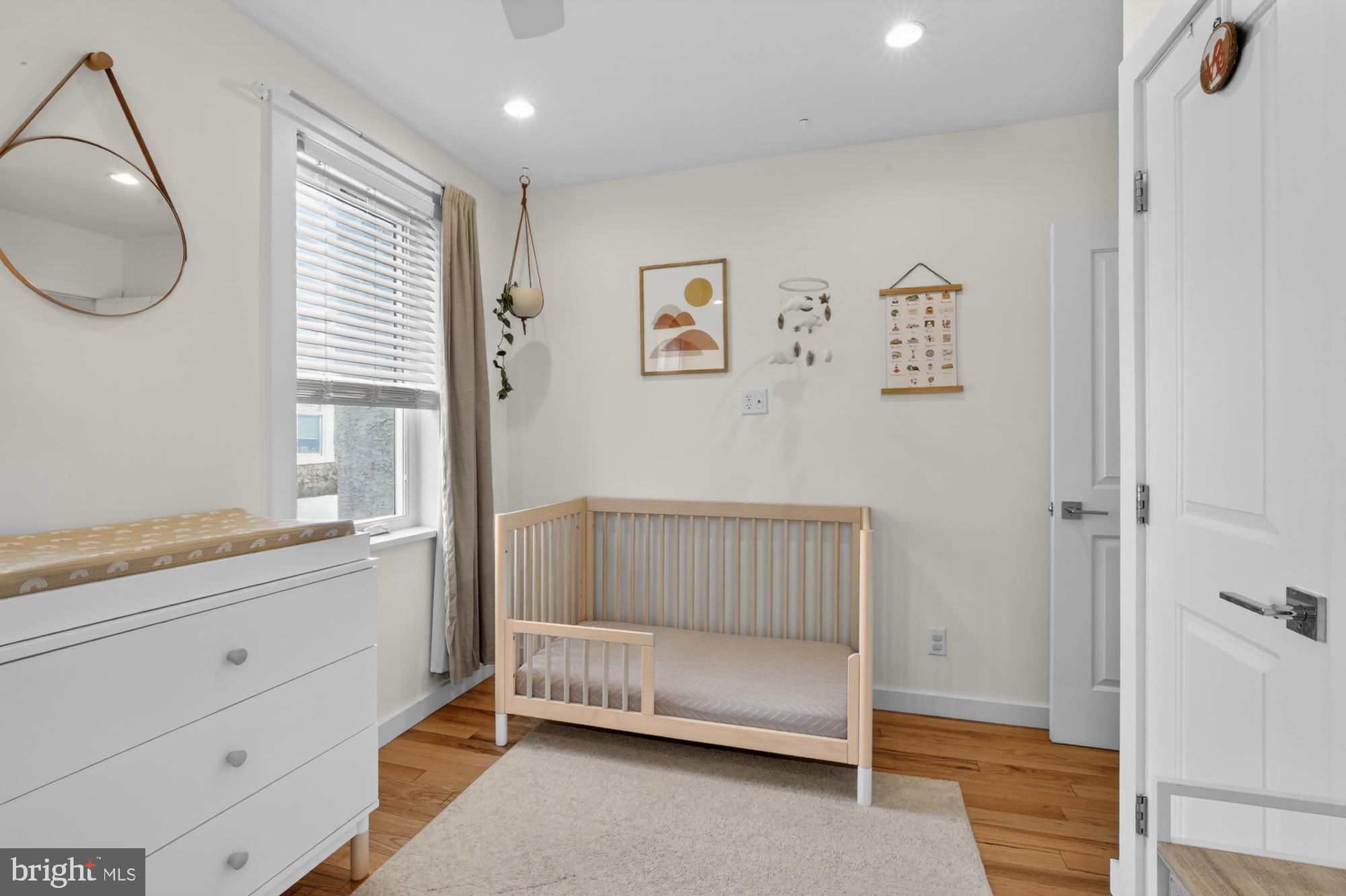 741 Watkins Street Philadelphia, PA 19148 - Photo 15 of 25 a bathroom with a tub sink and mirror