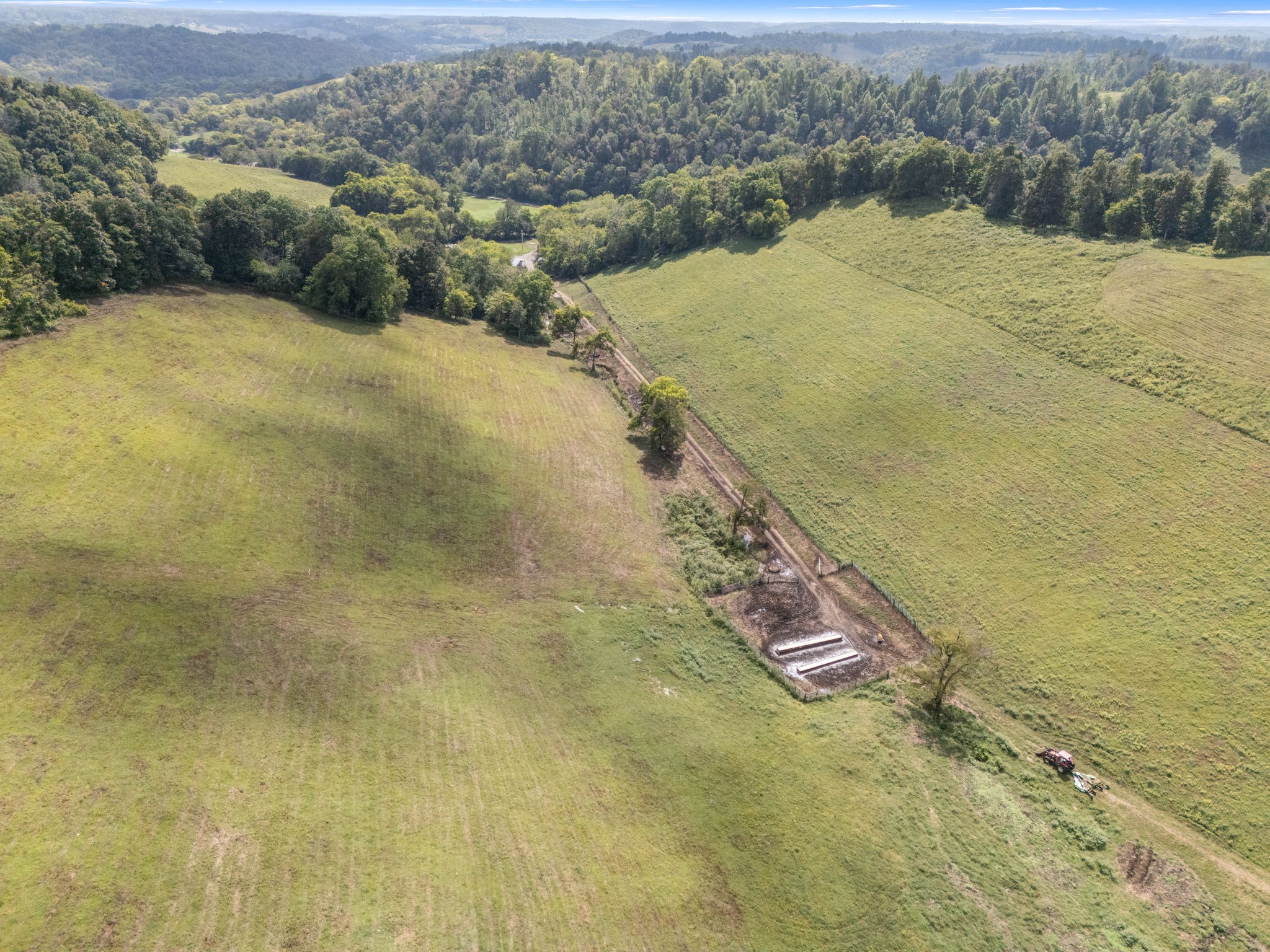 692 Anderson Road Shelbyville, TN 37160 - Photo 13 of 49 a view of lake and mountain