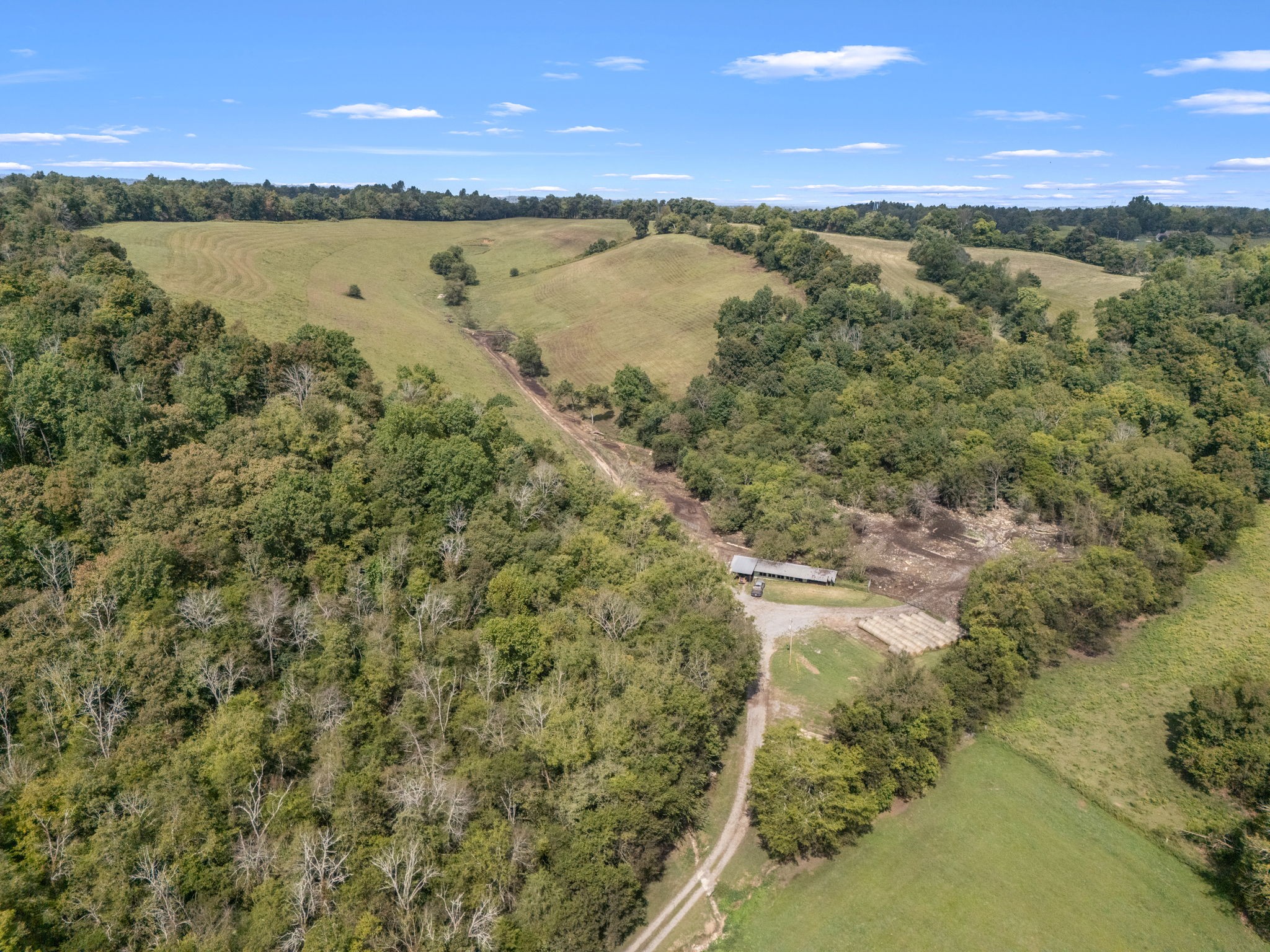 692 Anderson Road Shelbyville, TN 37160 - Photo 21 of 49 a view of a lake with a yard