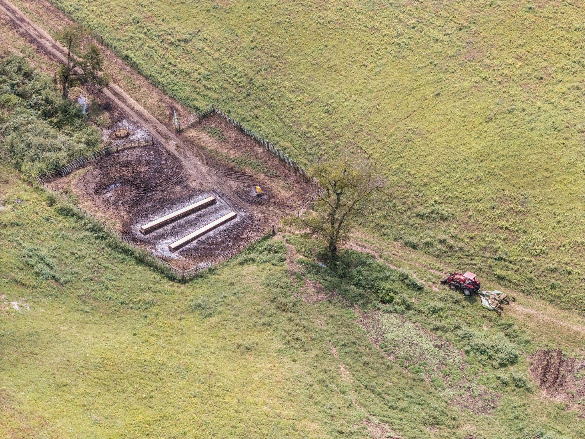 692 Anderson Road Shelbyville, TN 37160 - Photo 23 of 49 a view of beach and ocean view