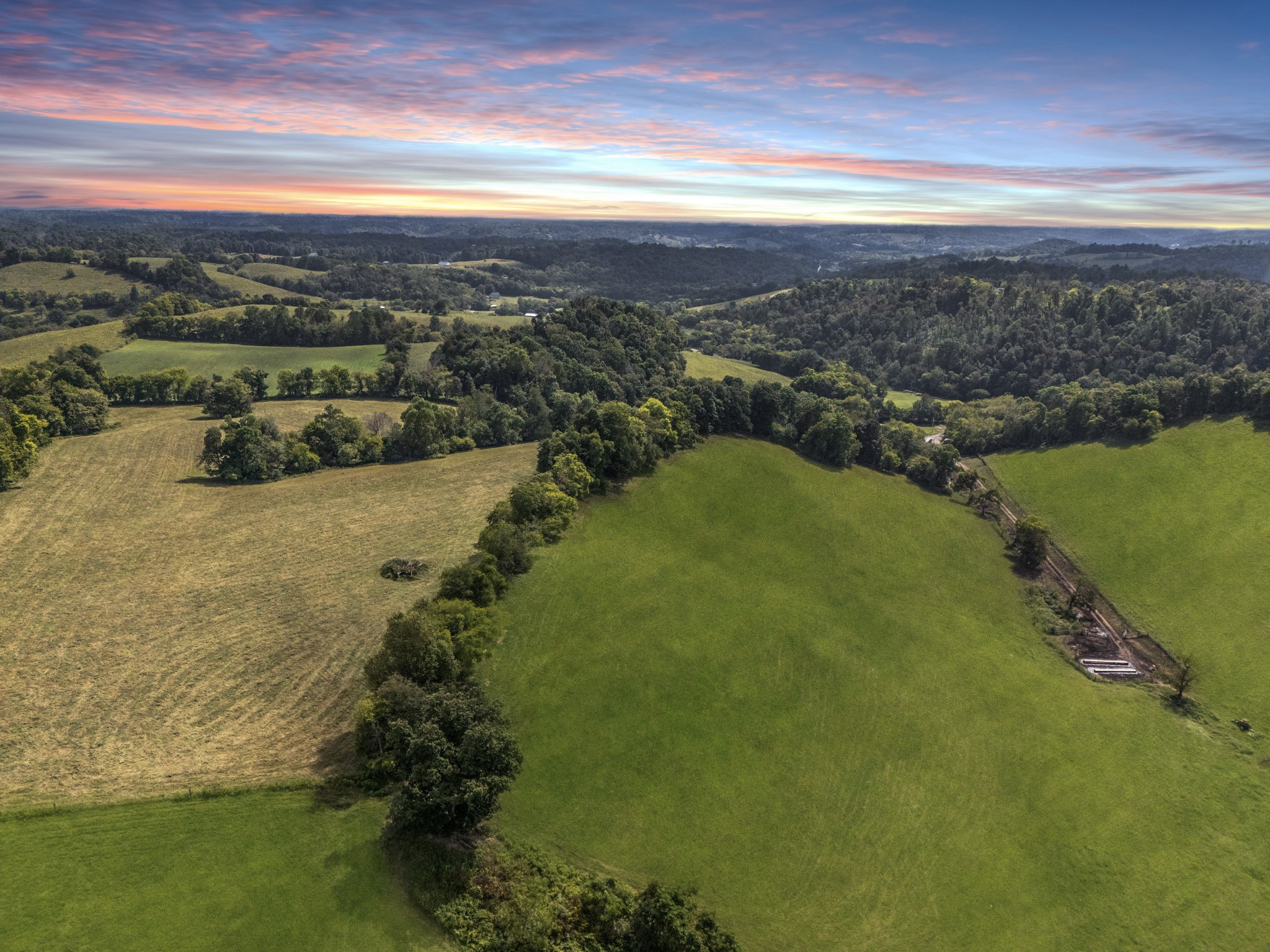 692 Anderson Road Shelbyville, TN 37160 - Photo 6 of 49