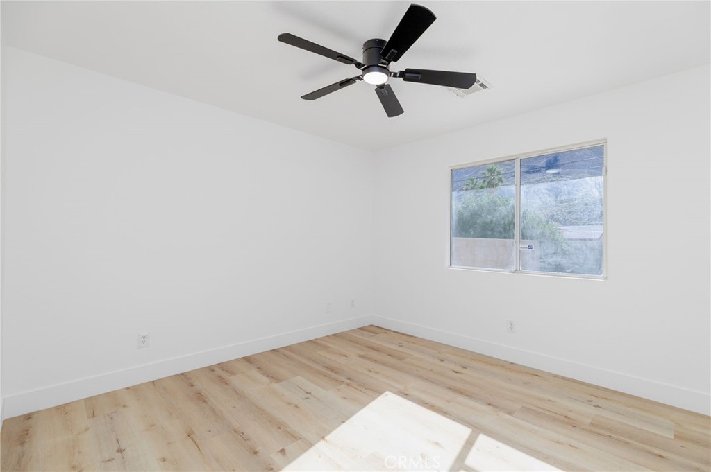 51621 Riza Avenue Cabazon, CA 92230 - Photo 23 of 32 an empty room