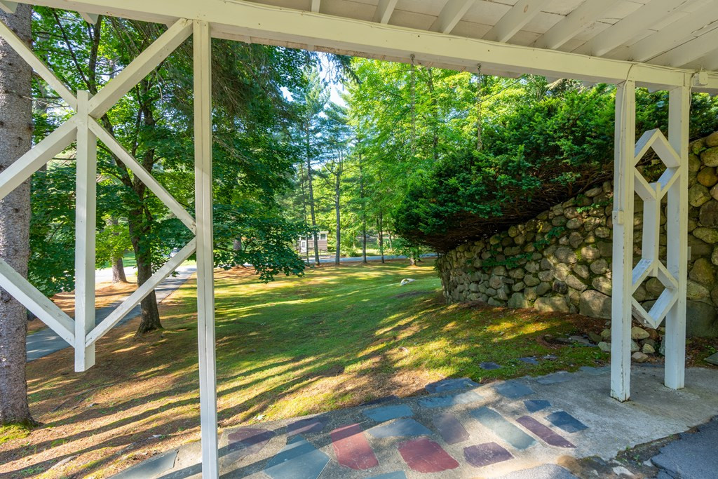 38 Roscoe Road Elizabethtown, NY 12932 - Photo 4 of 47 Gallery Image 4