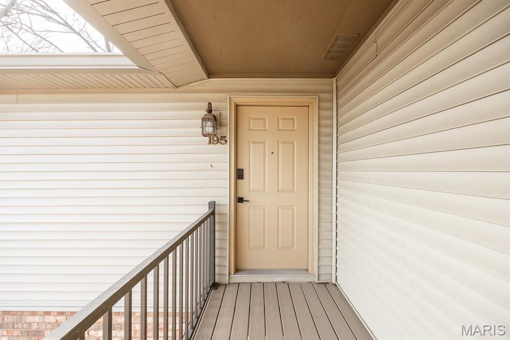 195 Eagle Ridge O'Fallon, IL 62269 - Photo 3 of 16