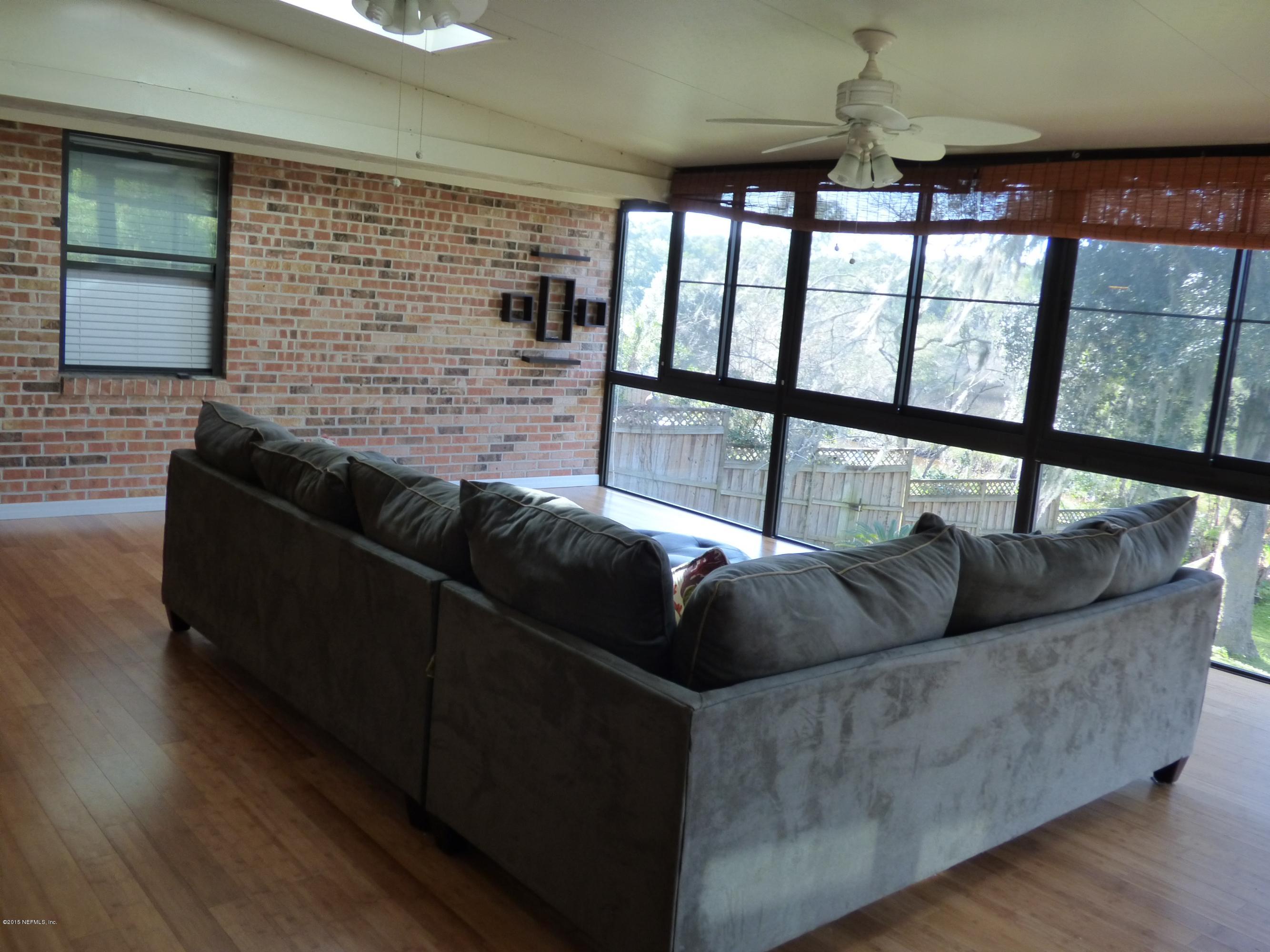 10129 Lake View Road West Jacksonville, FL 32225 - Photo 12 of 24 Family Room2