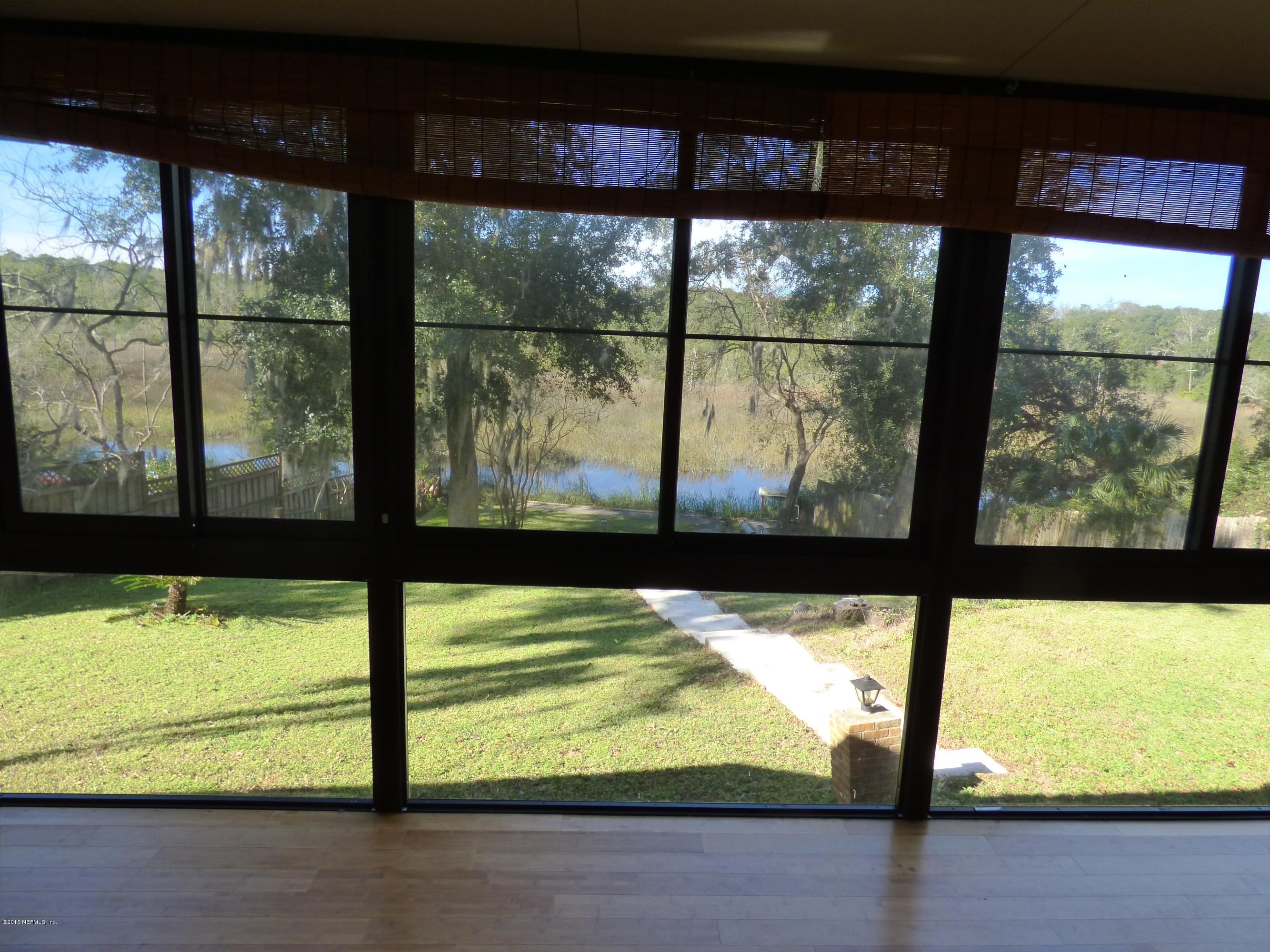 10129 Lake View Road West Jacksonville, FL 32225 - Photo 13 of 24 Family Room View