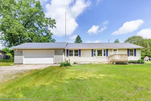 $335,000 | 4951 Laur Road, North Branch, MI 48461