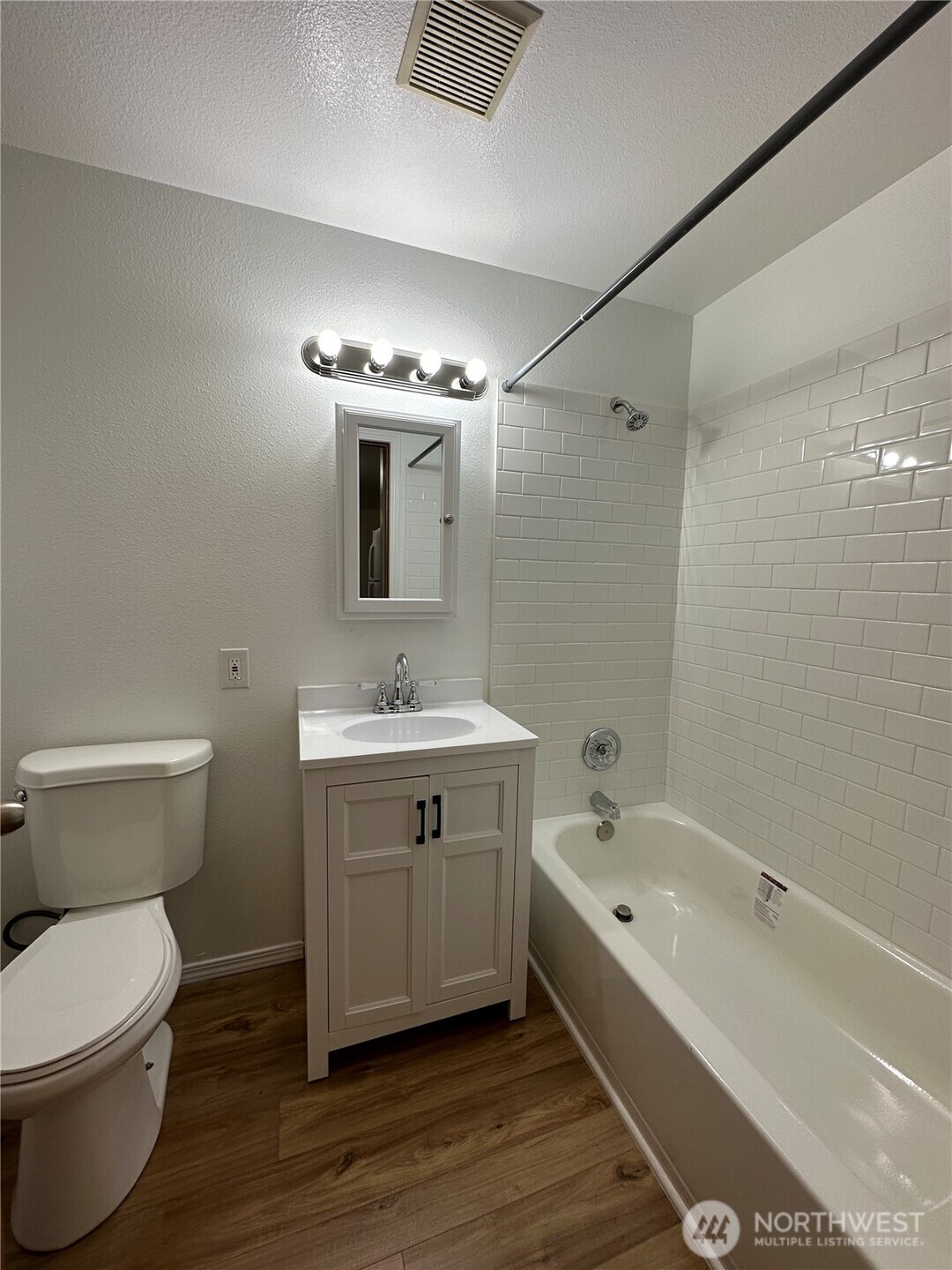 609 Shattuck Avenue South, Unit 7 Renton, WA 98057 - Photo 8 of 18
