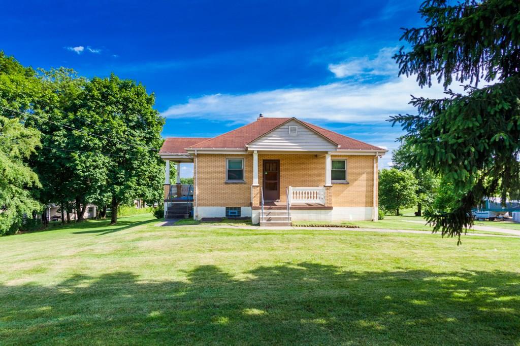 116 Fairview Avenue McKees Rocks, PA 15136 - Photo 1 of 23
