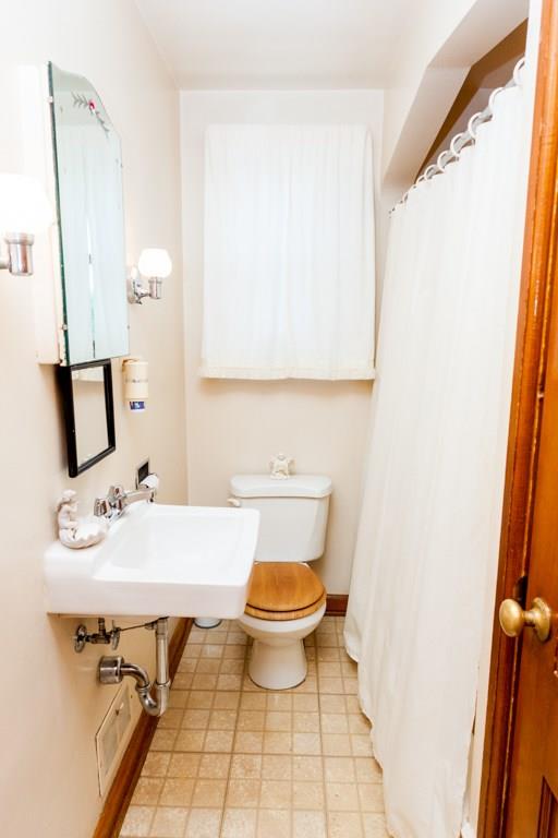 116 Fairview Avenue McKees Rocks, PA 15136 - Photo 14 of 23