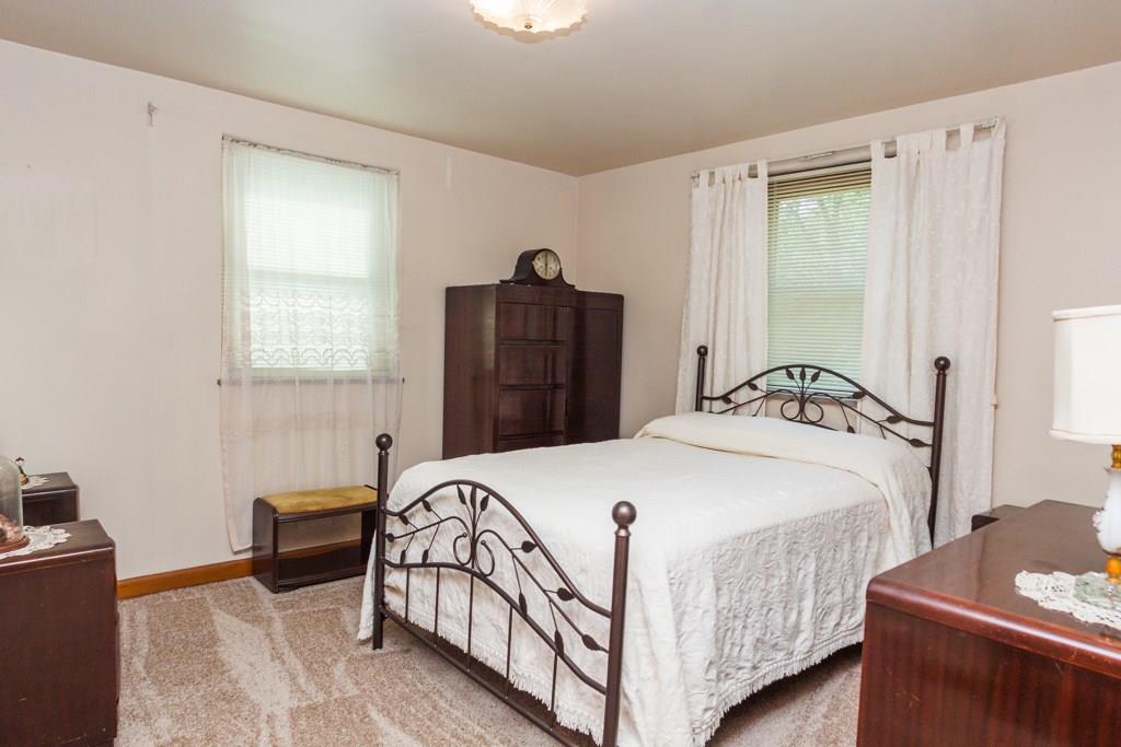 116 Fairview Avenue McKees Rocks, PA 15136 - Photo 9 of 23