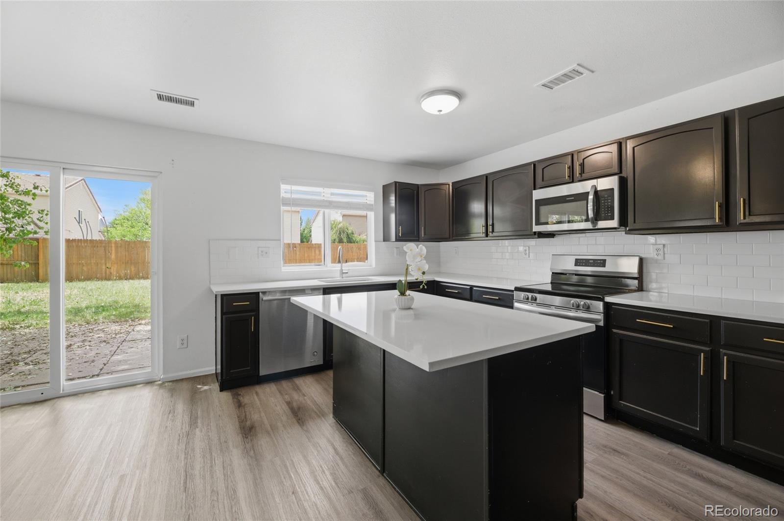 4839 Liverpool Street Denver, CO 80249 - Photo 4 of 25