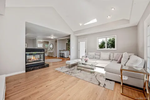 $849,000 | 3251 Neptune Avenue, Oceanside, NY 11572