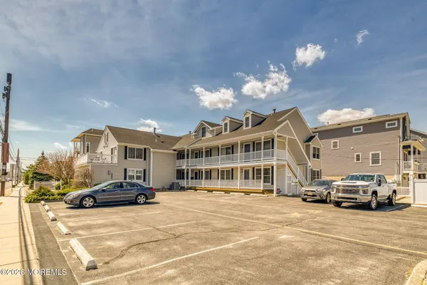 $525,000 | 3669 Highway 35, Unit 5, Lavallette, NJ 08735