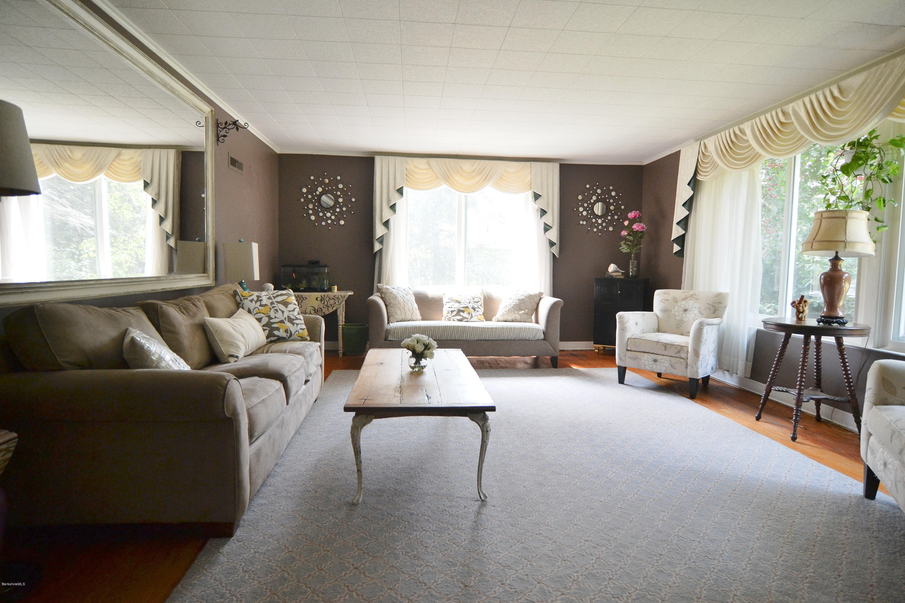 57 East New Lenox Road Pittsfield, MA 01201 - Photo 20 of 41 Formal Living room