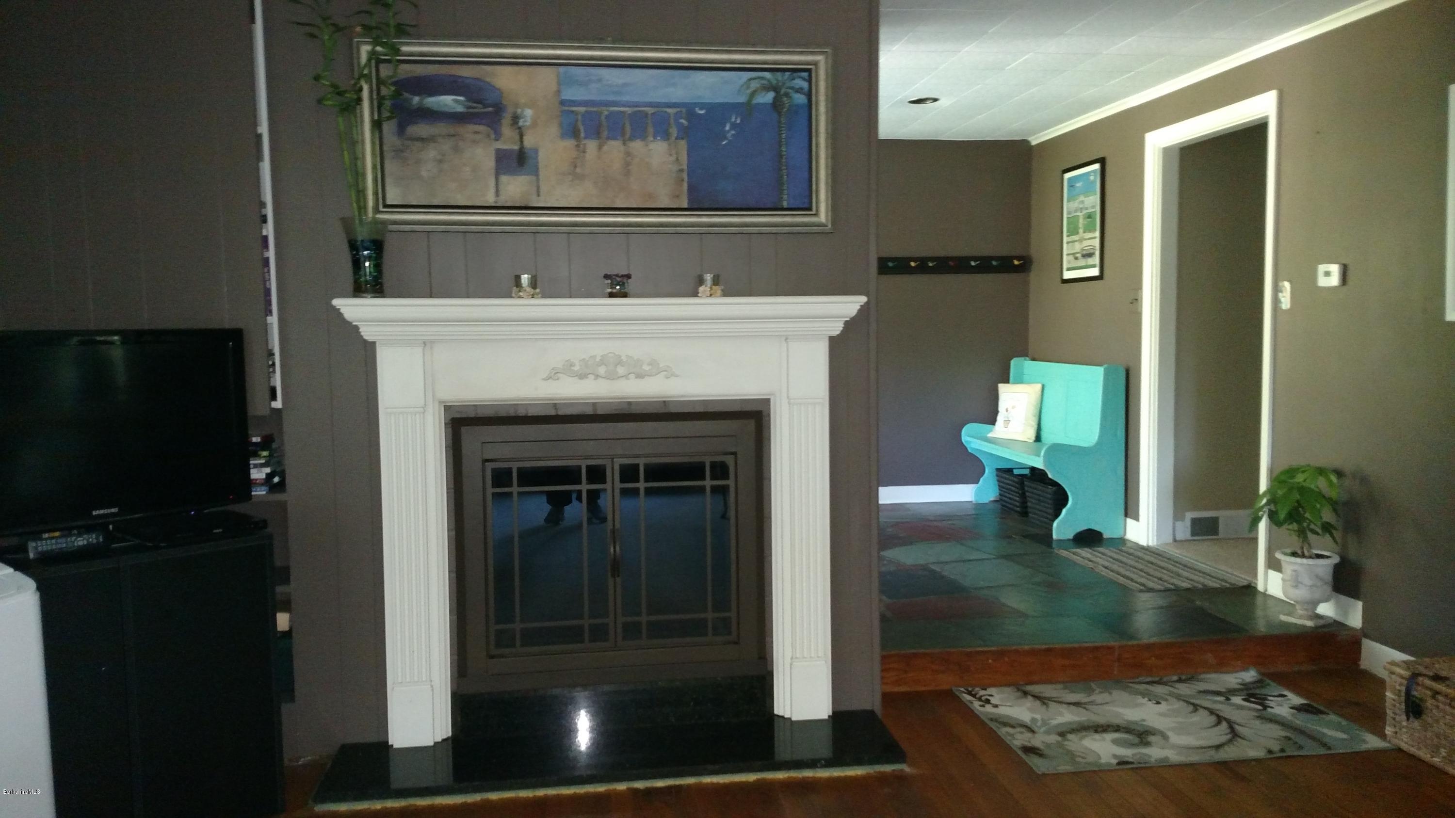57 East New Lenox Road Pittsfield, MA 01201 - Photo 21 of 41 Formal living room