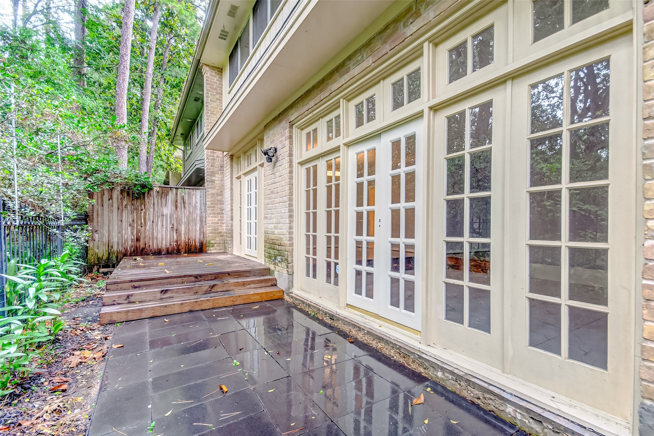 201 Vanderpool Lane, Unit 94 Houston, TX 77024 - Photo 29 of 30