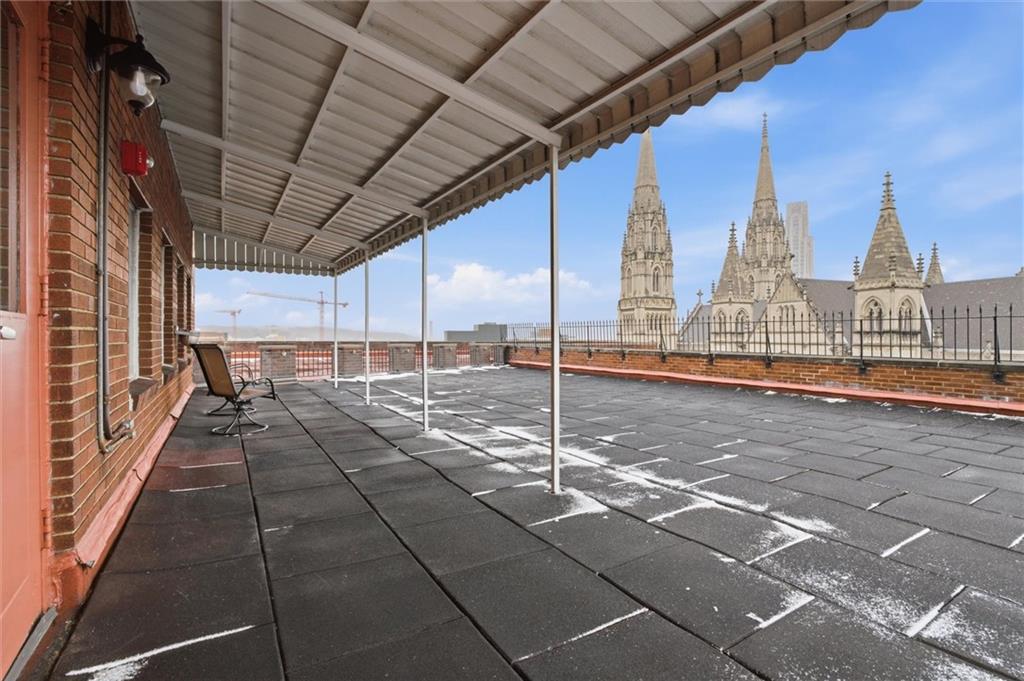 128 North Craig Street, Unit 511 Pittsburgh, PA 15213 - Photo 41 of 46 a view of a terrace