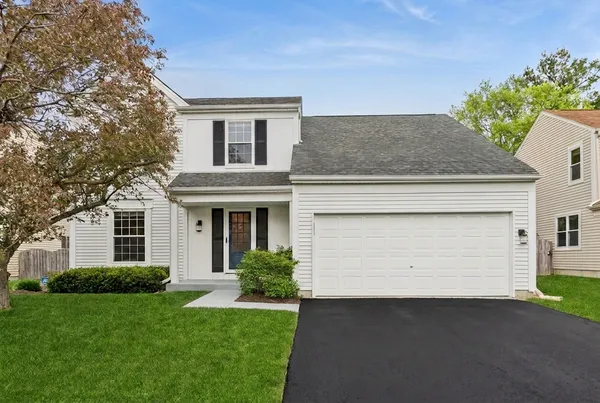 $475,000 | 1318 Nantucket Court, Carol Stream, IL 60188