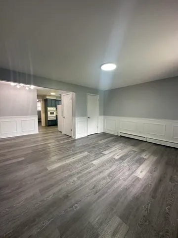 $1,200 | 17 North King Arthur Court, Unit 9, Northlake, IL 60164