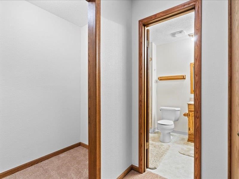 4082 Crestview Road Northeast Solon, IA 52333 - Photo 30 of 50 Gallery Image 30