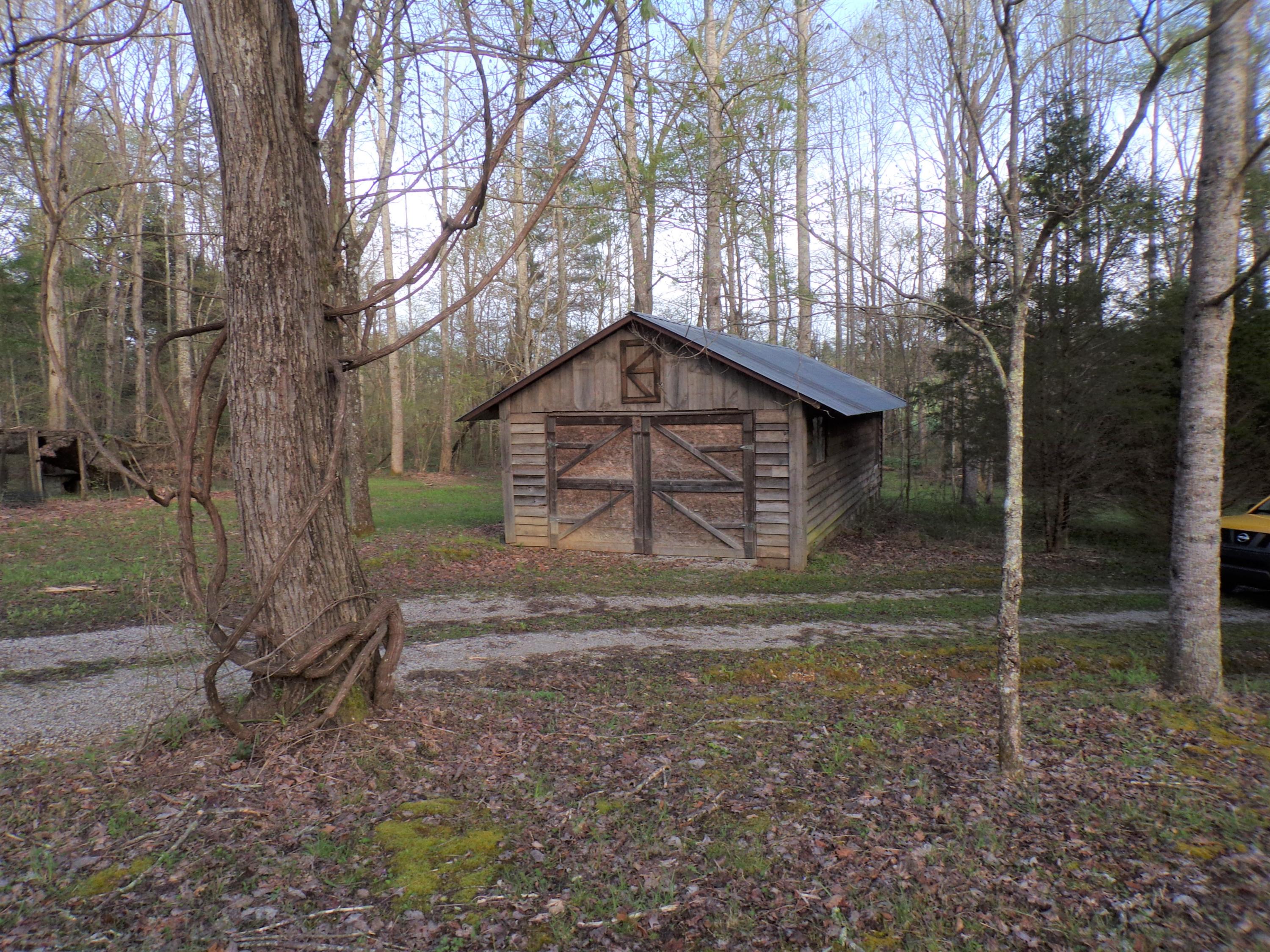 250 Grapevine Road Crossville, TN 38572 - Photo 10 of 37 101_0644
